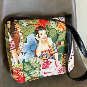 Handmade Messenger Bag with Senorita Pin-Up Calendar Girls 50'S Pattern Shoulder